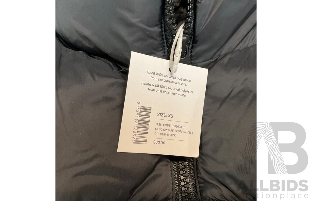 Kiss Chacey Black Size L Sweater & Supre Size XS Puffer Vest & Tommy Hilfiger White Size XL T-shirt - Lot of 3