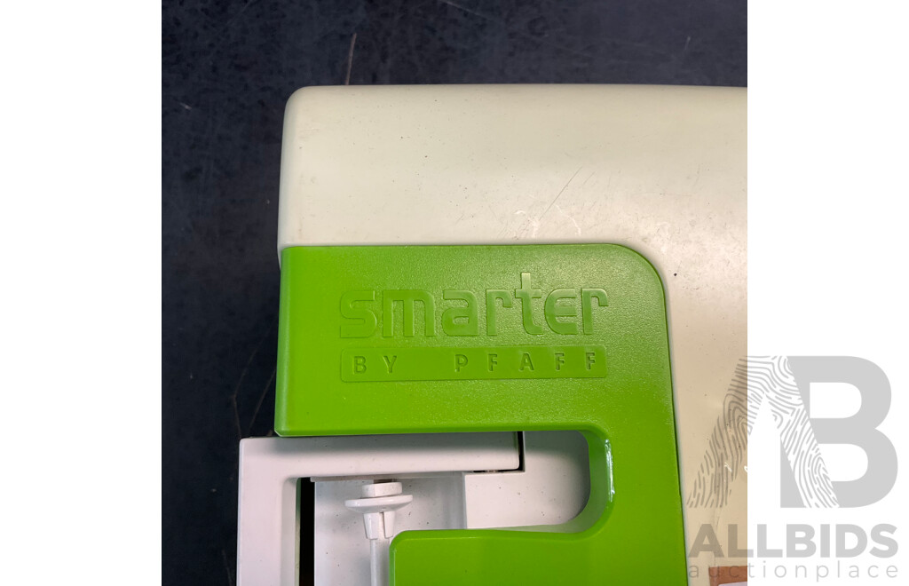 Smarter by Pfaff 140s Sewing Machine