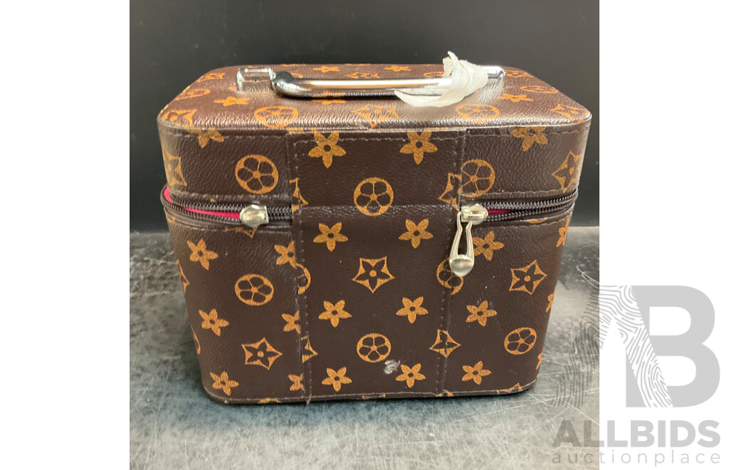 GUESS Long Brown Wallet and Assorted Bags and Bracelet - Lot of 5