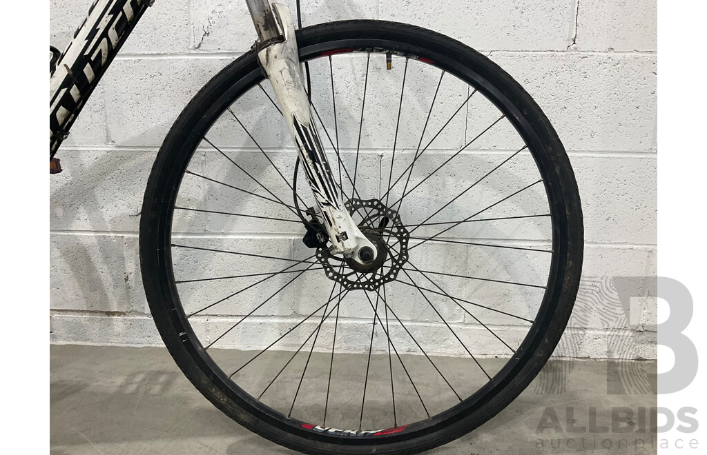 Specialized Pitch Sport - Medium 17.5