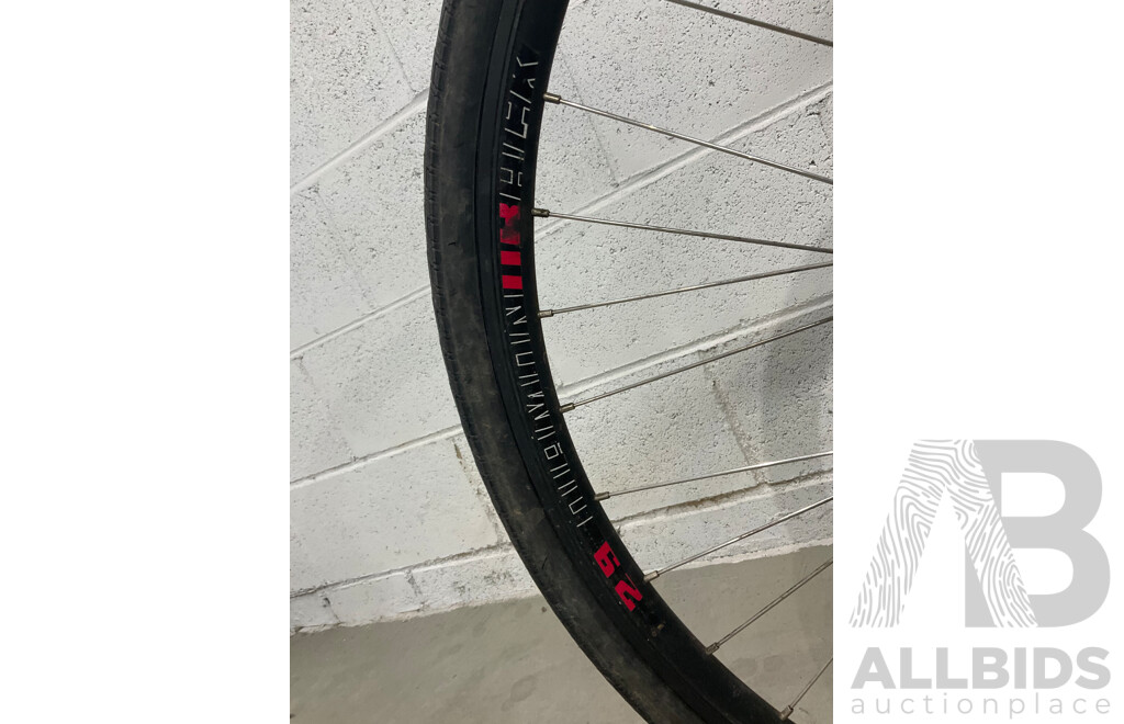 Specialized Pitch Sport - Medium 17.5