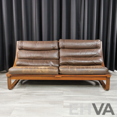 Vintage Tessa T4 Three Piece Lounge Suite by Fred Lowen