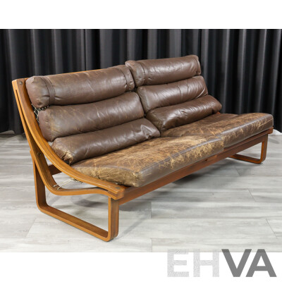 Vintage Tessa T4 Three Piece Lounge Suite by Fred Lowen