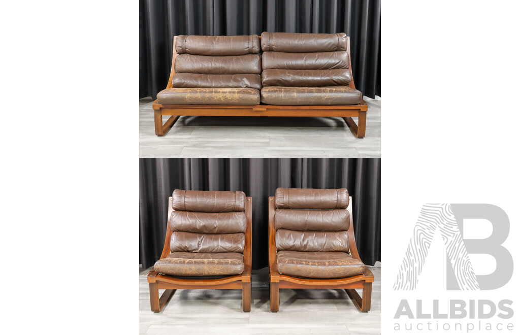 Vintage Tessa T4 Three Piece Lounge Suite by Fred Lowen