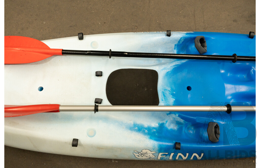 Dolfinn 2 Person Kayak with Paddles
