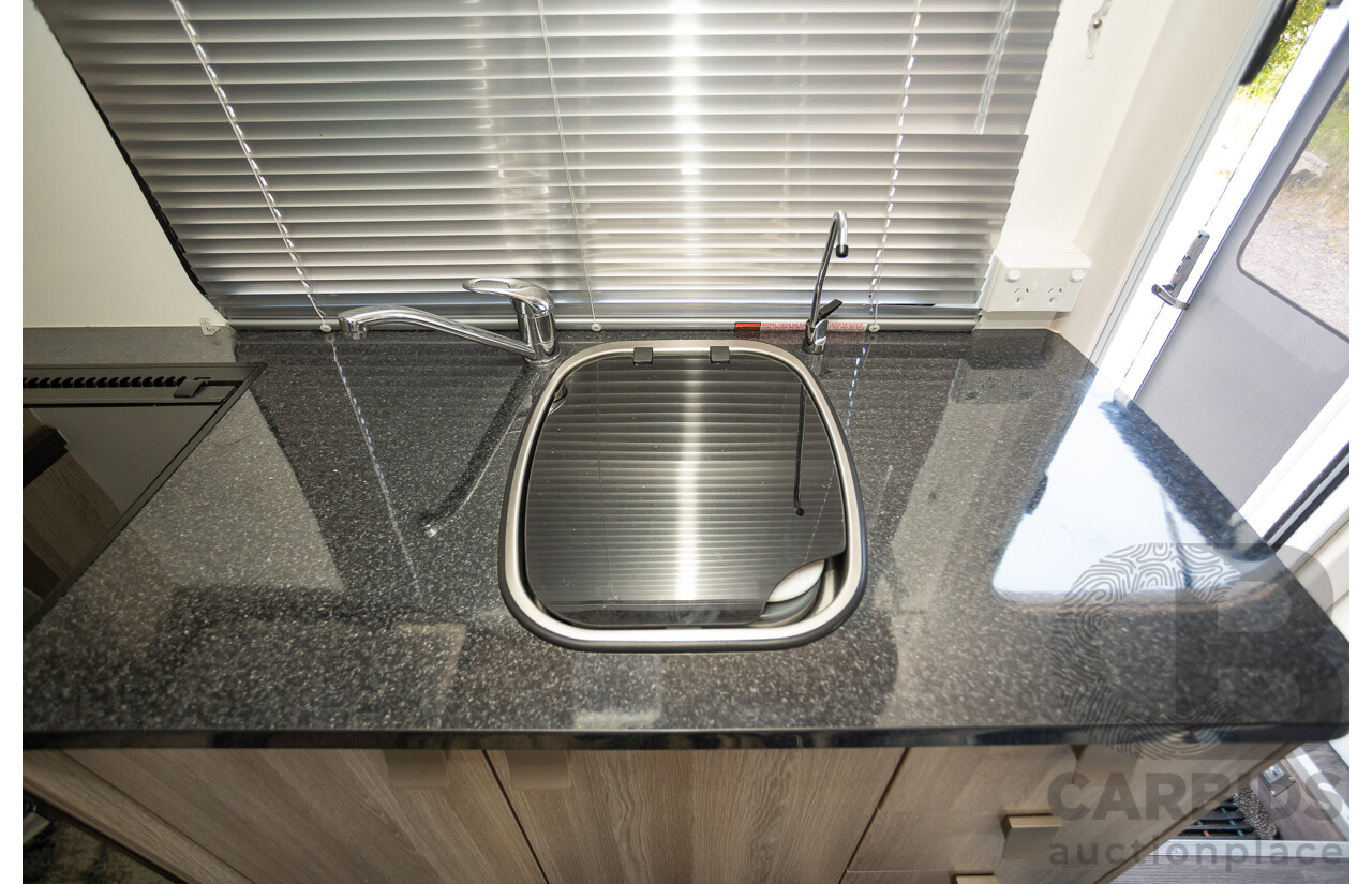 5/2019 Mercedes-Benz Sprinter 513 CDI Winnebago Balmoral RV Turbo Diesel 2.1L