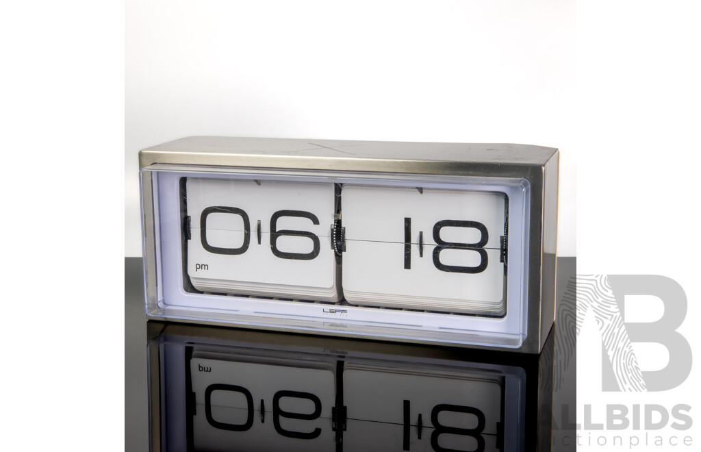 Retro Leff Amsterdam Wall Brick Flip Clock Deigned by Erwin Tremaat