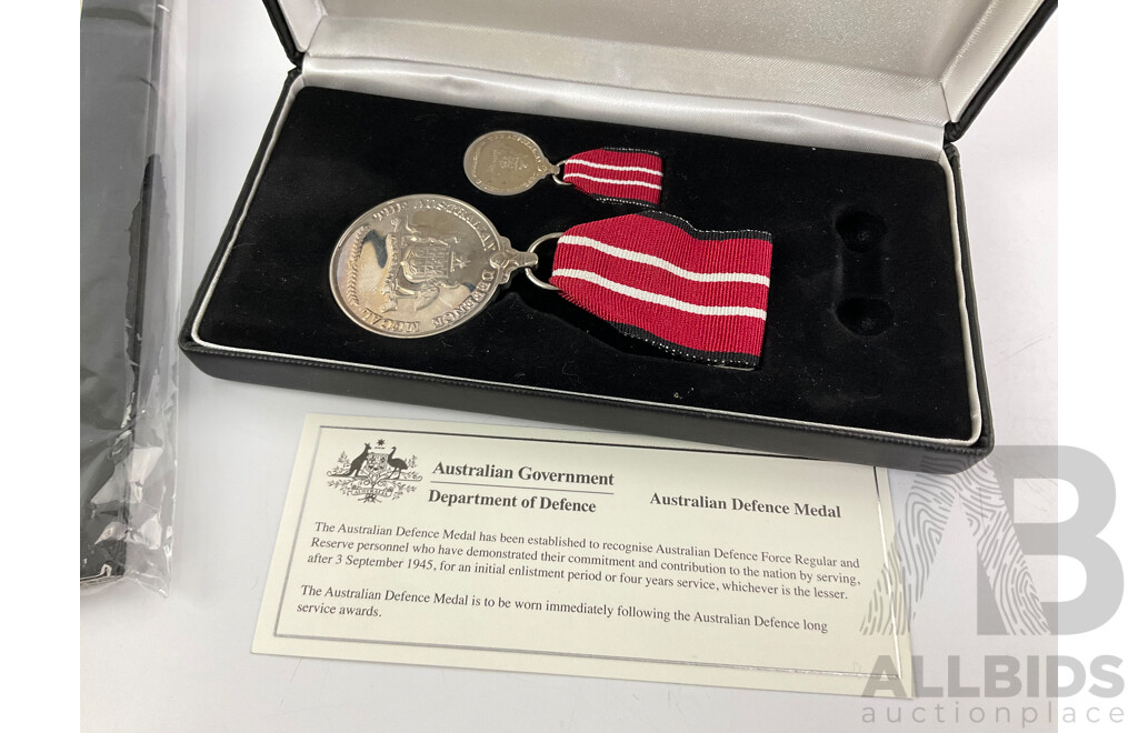 Australian 2017 Legends of the ANZACS Folder with Victoria Cross Medallion, Australian Defence Force Service Medals, 2012 Australian Coins and Banknotes Pocket Guide and Mini Digital Scales