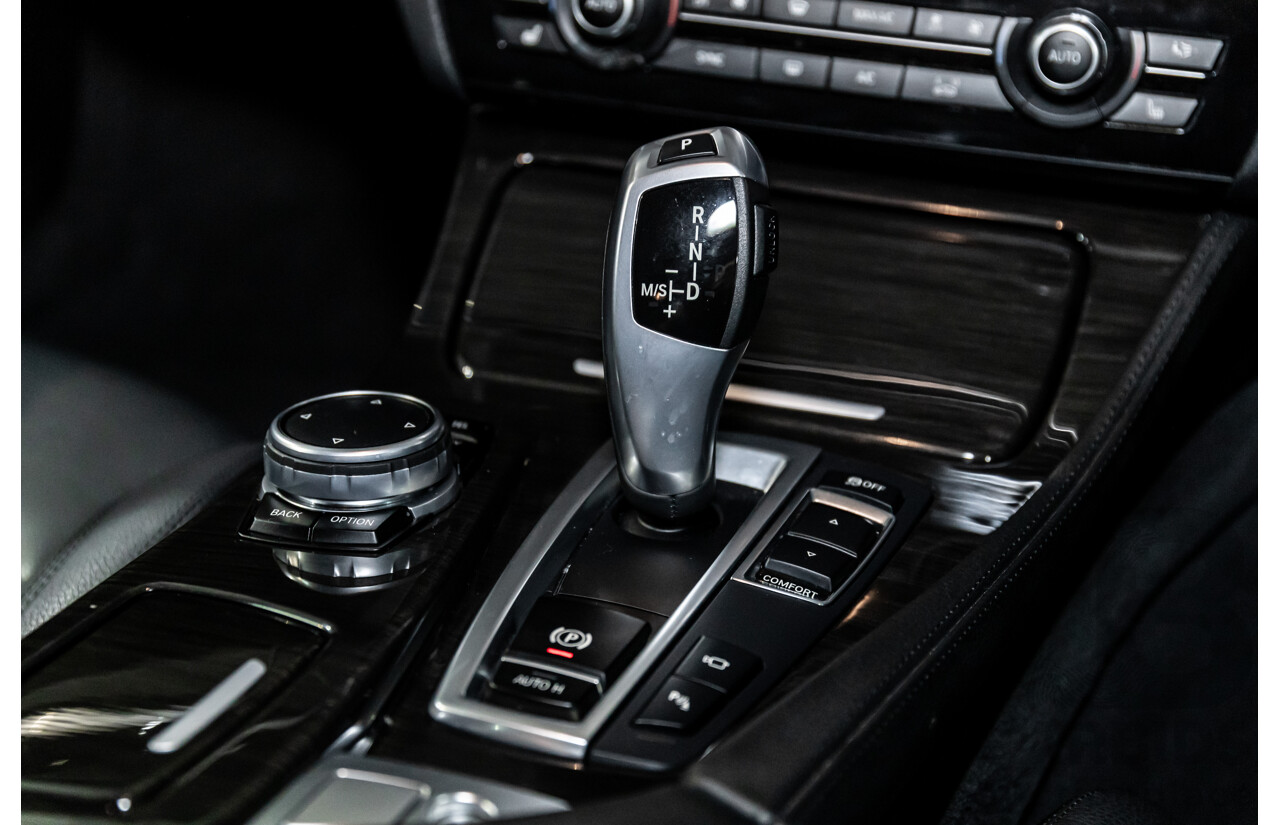 11/2016 BMW 520i M Sport (RWD) F10 MY17 4d Sedan Alpine White Turbo 2.0L