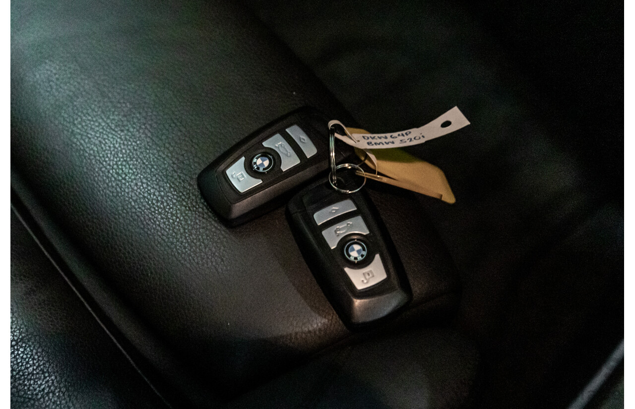 11/2016 BMW 520i M Sport (RWD) F10 MY17 4d Sedan Alpine White Turbo 2.0L