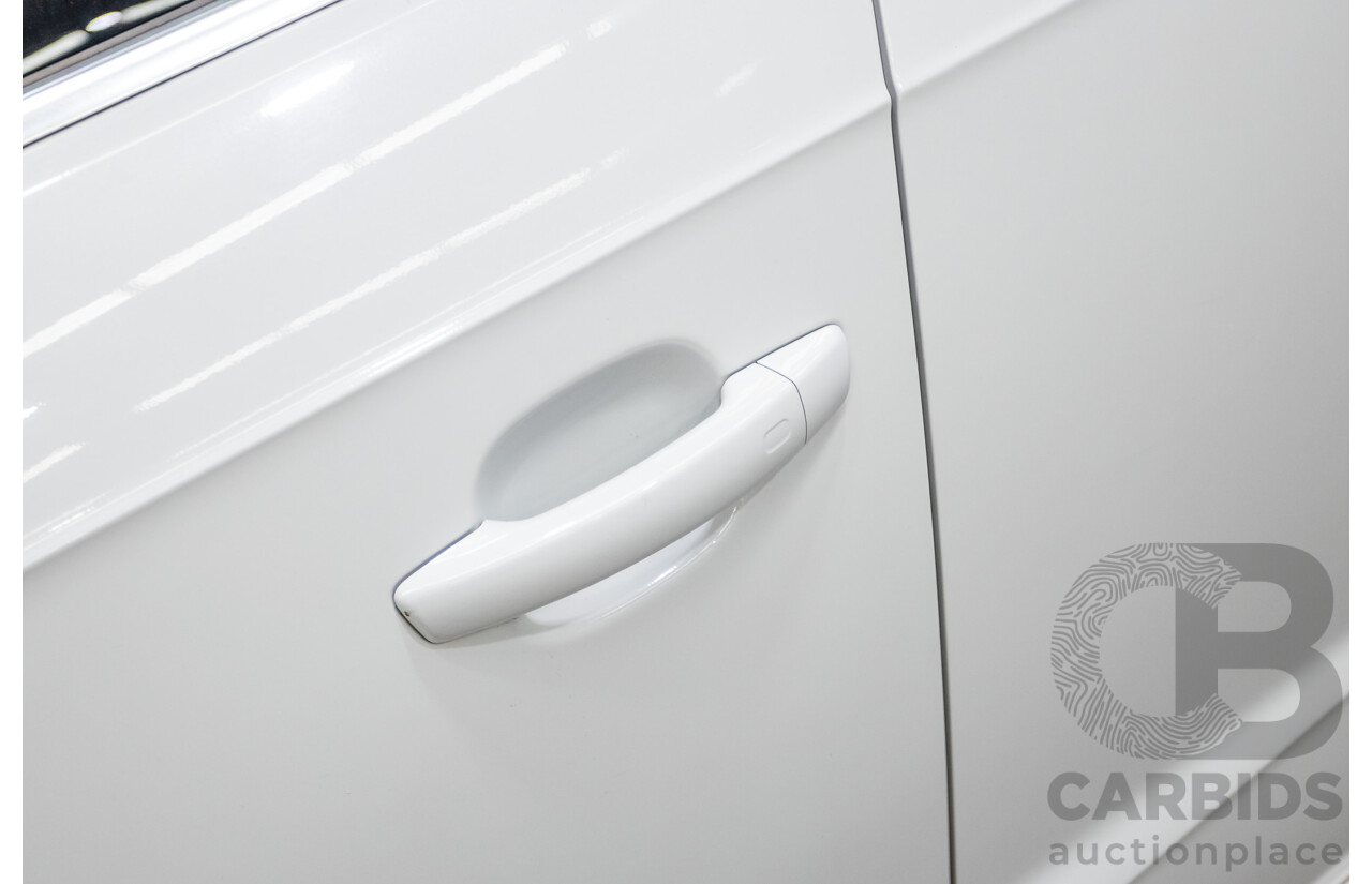 12/2013 Audi A3 1.8 TFSI Quattro S-Line Ambition (AWD) 8V 5D Hatchback Glacier White Turbo 1.8L