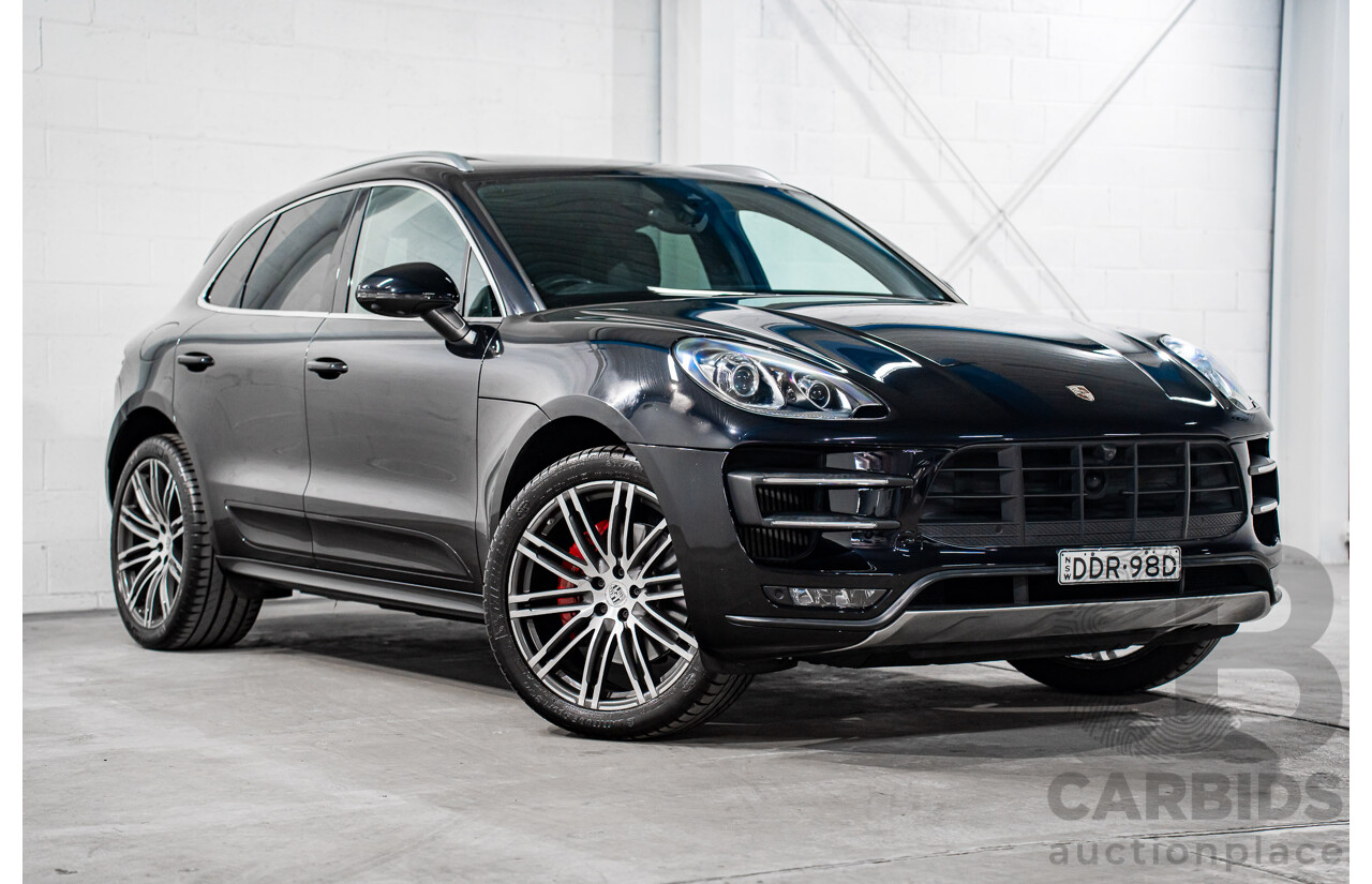 01/2016 Porsche Macan Turbo (AWD) MY16 4d Wagon Jet Black Metallic Twin Turbo V6 3.6L