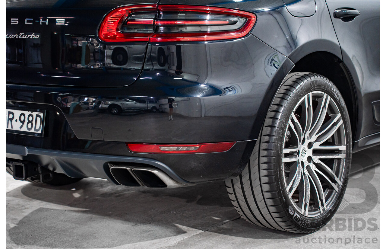 01/2016 Porsche Macan Turbo (AWD) MY16 4d Wagon Jet Black Metallic Twin Turbo V6 3.6L