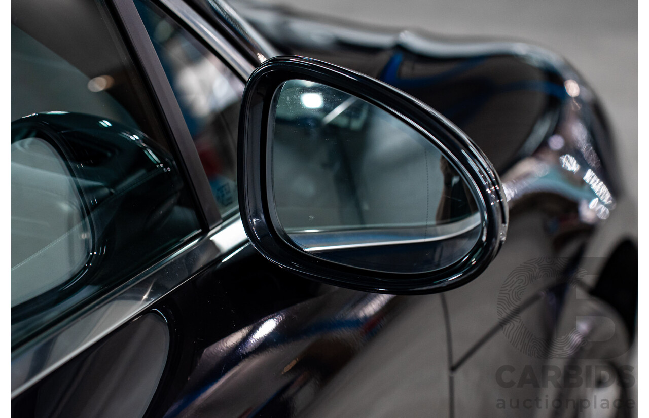 01/2016 Porsche Macan Turbo (AWD) MY16 4d Wagon Jet Black Metallic Twin Turbo V6 3.6L