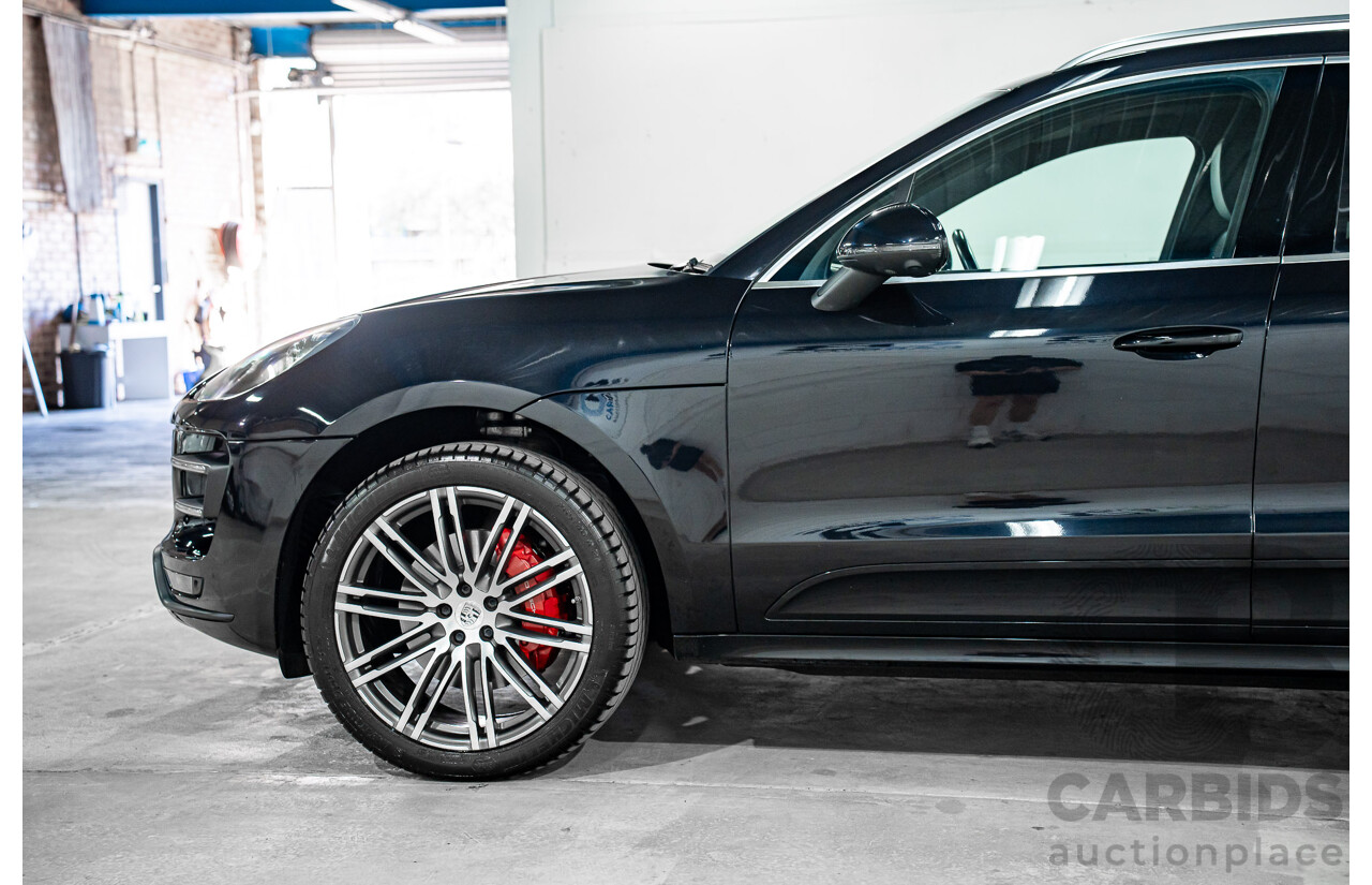 01/2016 Porsche Macan Turbo (AWD) MY16 4d Wagon Jet Black Metallic Twin Turbo V6 3.6L