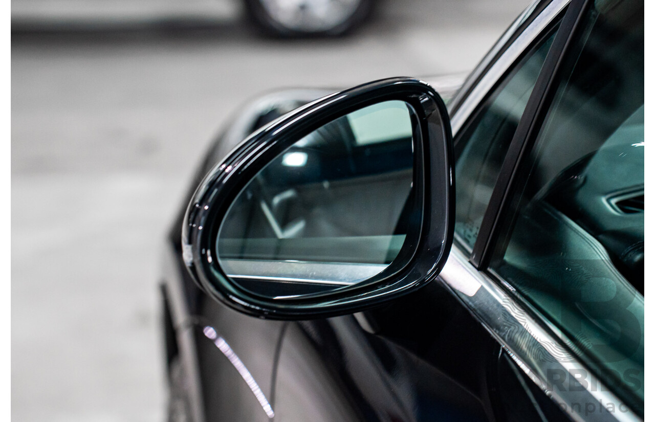 01/2016 Porsche Macan Turbo (AWD) MY16 4d Wagon Jet Black Metallic Twin Turbo V6 3.6L