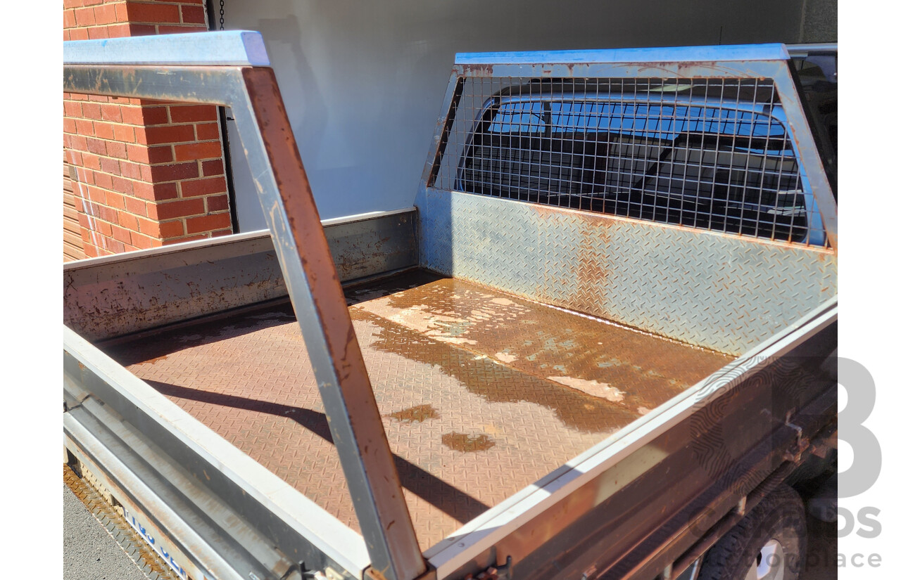 8/2011 Nissan Navara ST (4x4) D40 Dual Cab P/Up Grey 2.5L