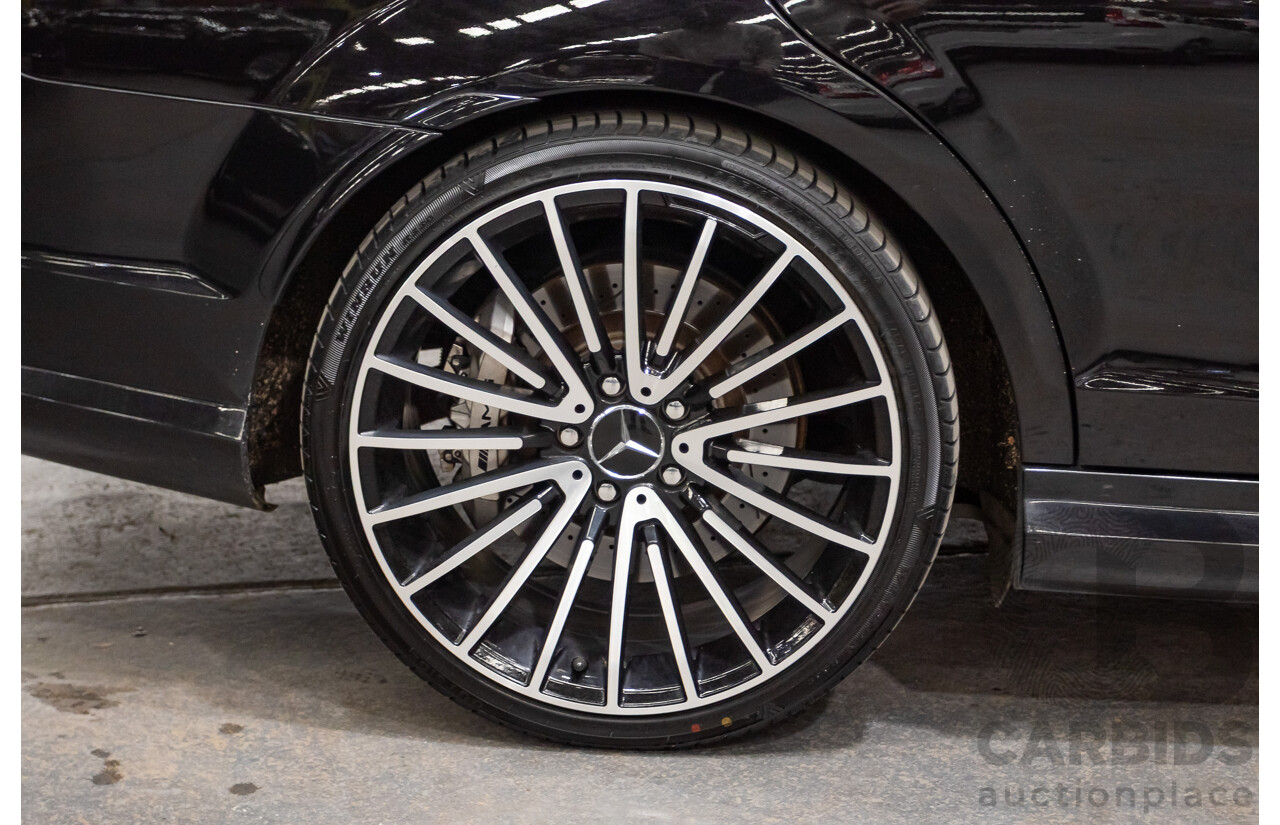 03/2009 Mercedes-Benz C63 AMG W204 4D Sedan Obsidian Black Metallic V8 6.2L