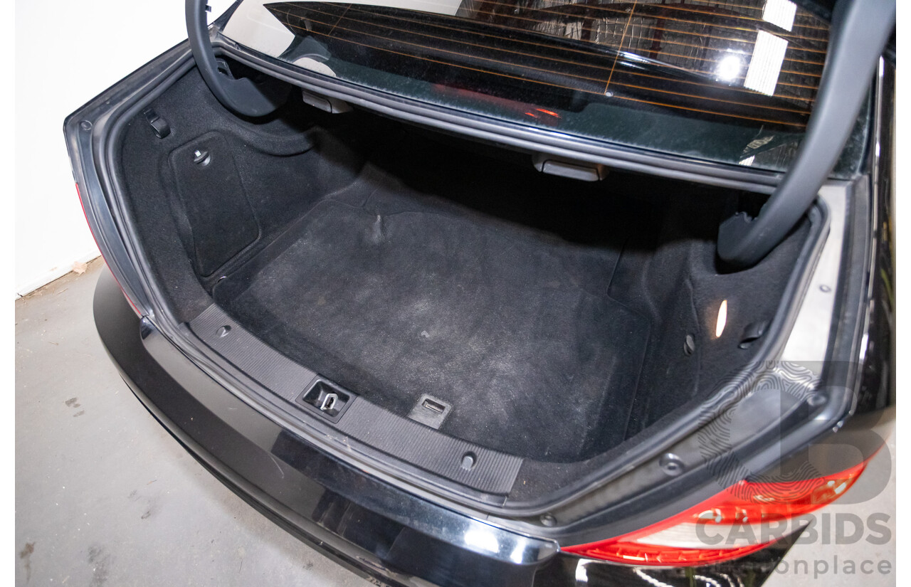 03/2009 Mercedes-Benz C63 AMG W204 4D Sedan Obsidian Black Metallic V8 6.2L