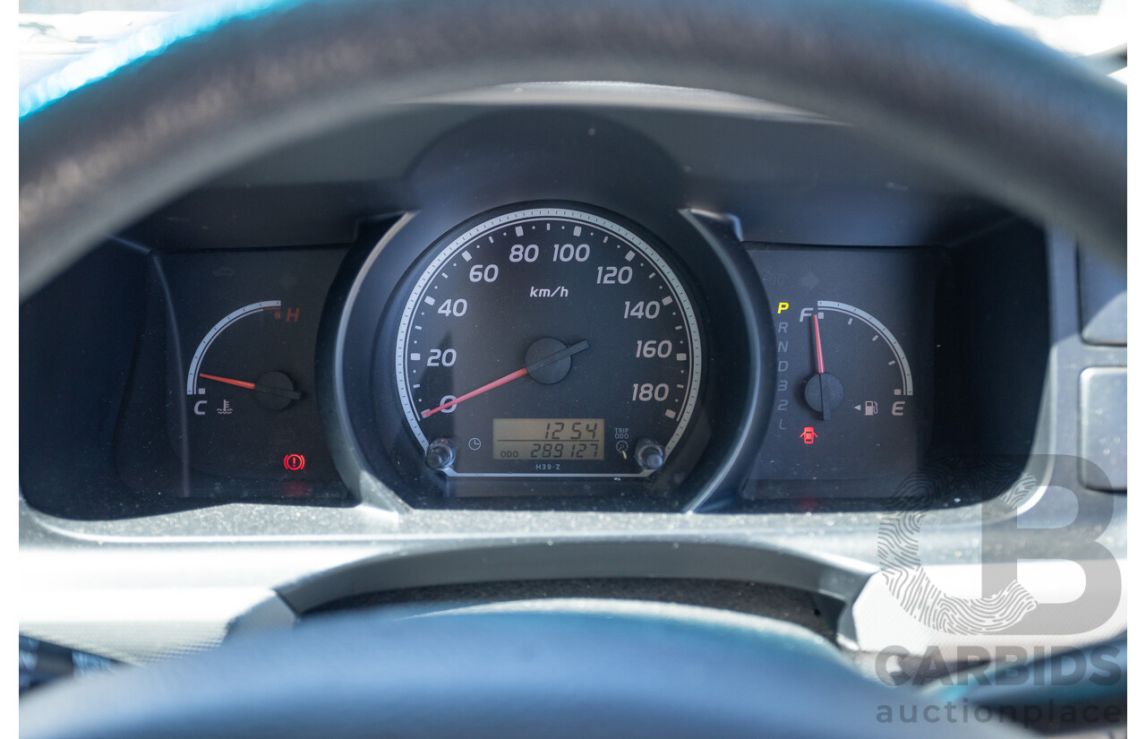 7/2008 Toyota Hiace Commuter KDH223R MY07 UPGRADE Bus White 3.0L - 10 seats