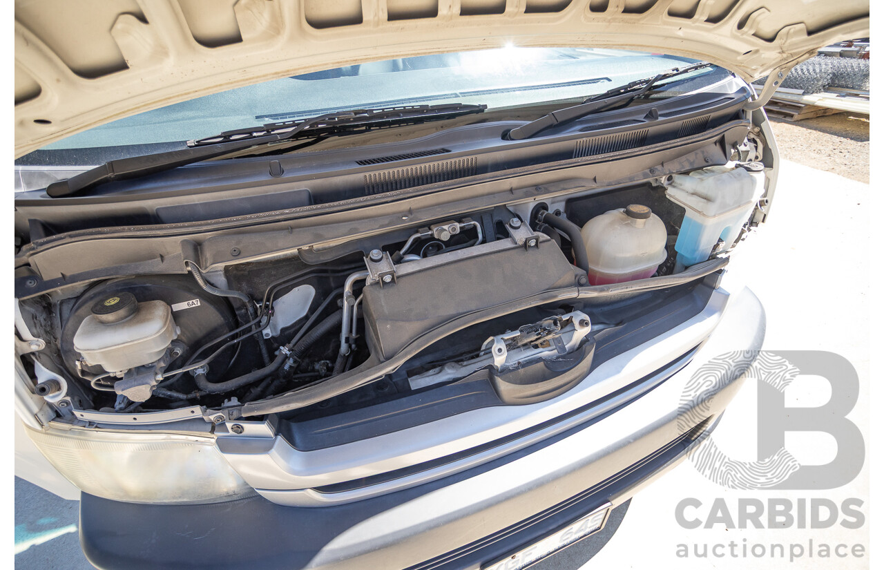 7/2008 Toyota Hiace Commuter KDH223R MY07 UPGRADE Bus White 3.0L - 10 seats