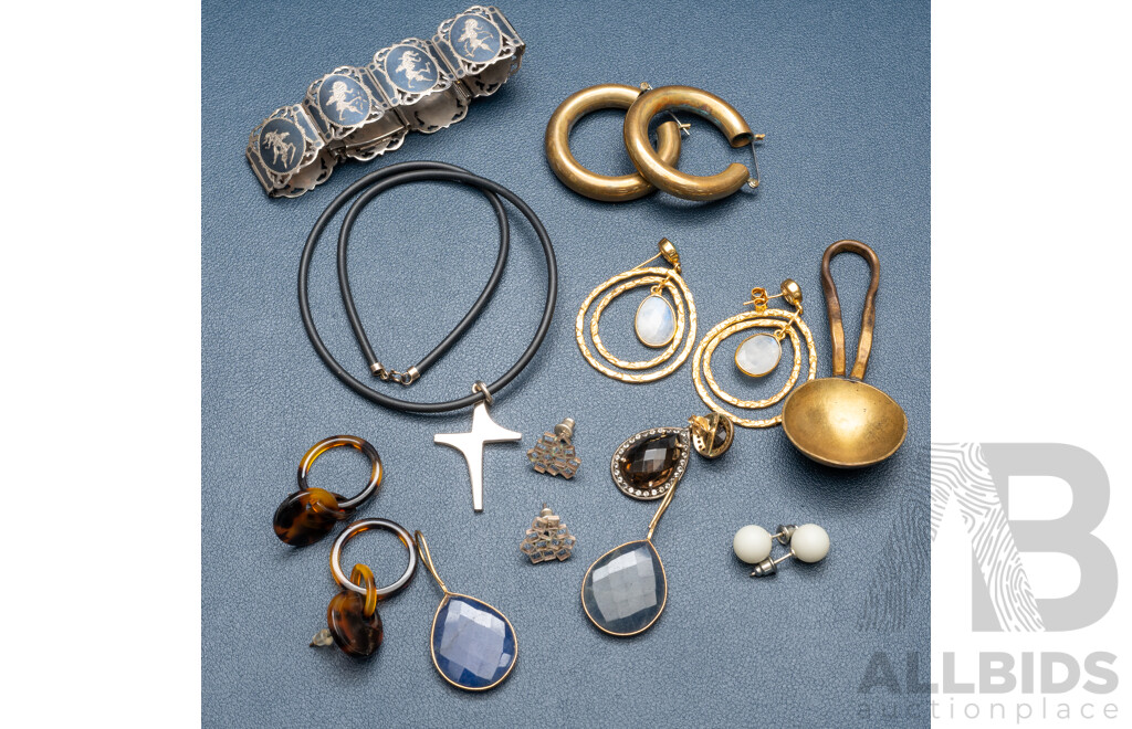 Collection of Jwellery Including Sterling Silver Gemstone Earrings & Mexican Cross Pendant