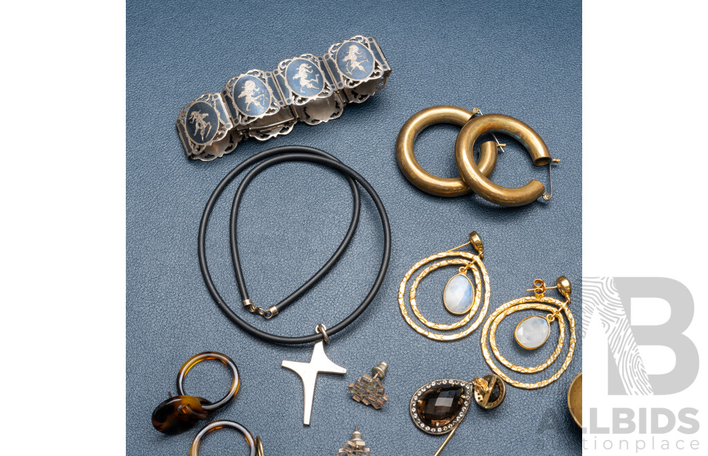 Collection of Jwellery Including Sterling Silver Gemstone Earrings & Mexican Cross Pendant