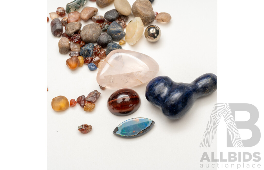 Small Packet of Mixed Gemstones Including Australian Crystal Opal & Rose Quartz