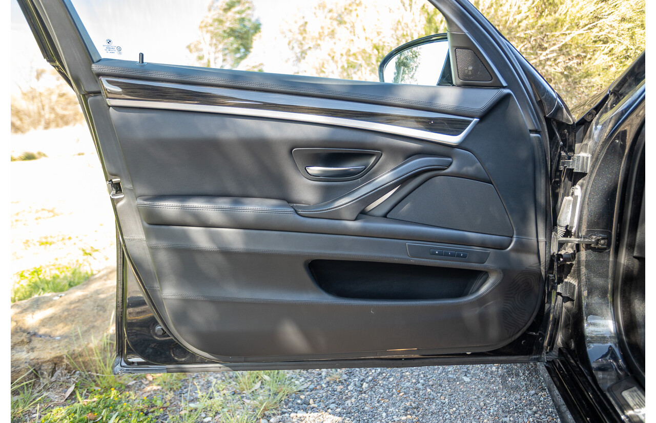 7/2012 BMW M5 F10 MY12 4d Sedan Sapphire Black Metallic Twin Turbo V8 4.4L