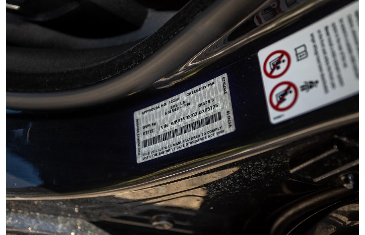 7/2012 BMW M5 F10 MY12 4d Sedan Sapphire Black Metallic Twin Turbo V8 4.4L