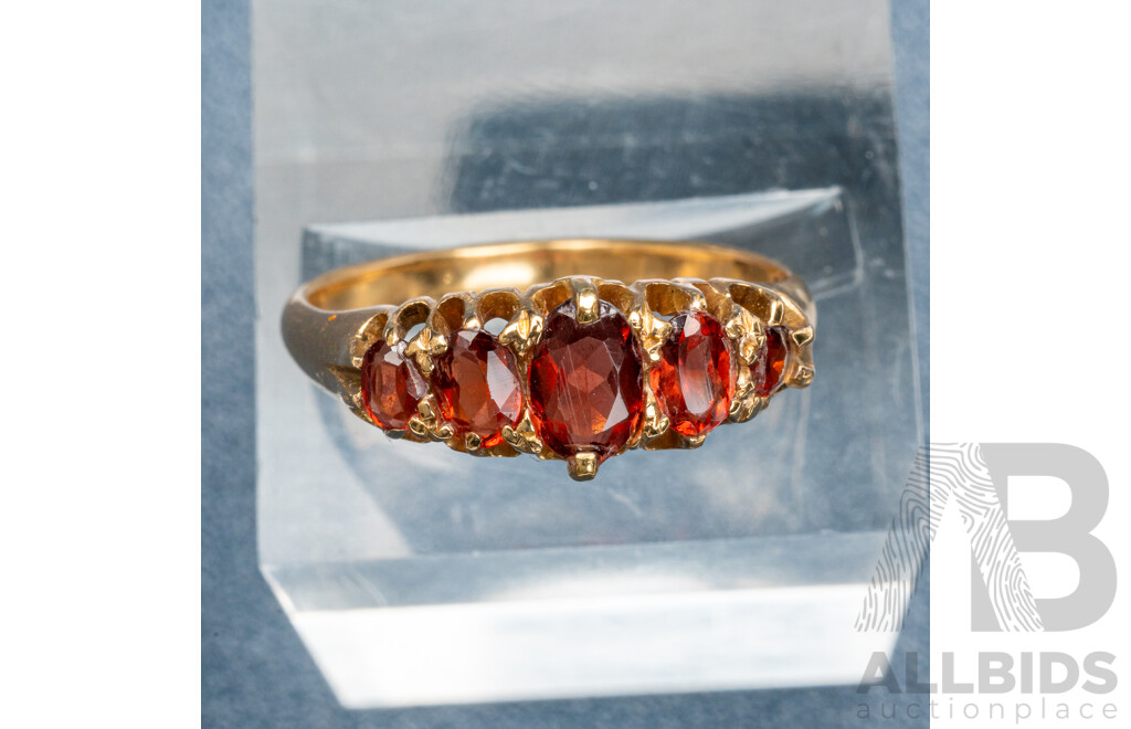 Antique Victorian 18ct Garnet Bridge Ring, Hallmarked PROUD, Size O, 3.45 Grams