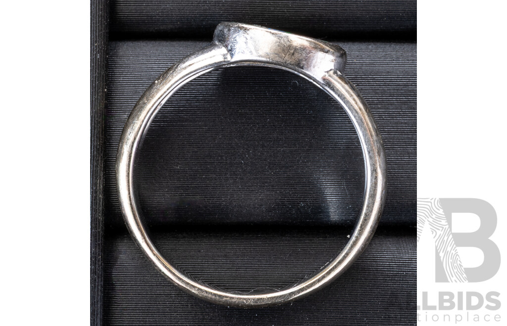 18ct Australian Boulder Opal Ring, Size N, 3.53 Grams