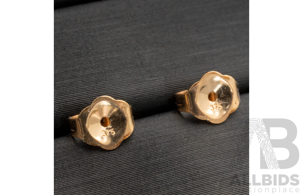 BRAND NEW - 9ct Yellow Gold Cultured Pearl Stud Earrings, 4.0mm, 0.86 Grams