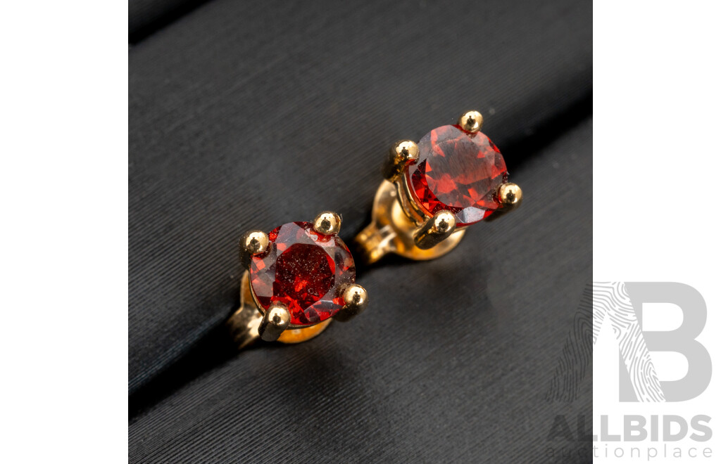 BRAND NEW - 9ct Yellow Gold Garnet Stud Earrings, 4.5mm, 1.05 Grams