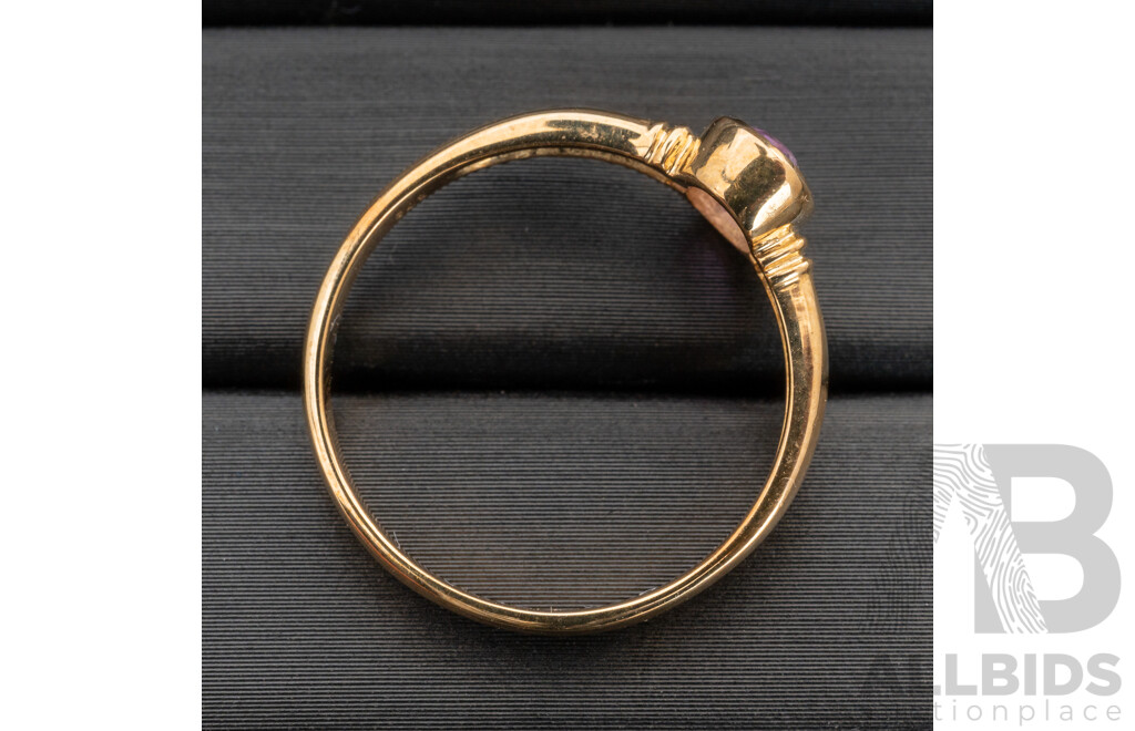 BRAND NEW - 9ct Yellow Gold Amethyst Ring, Size M, 1.54 Grams