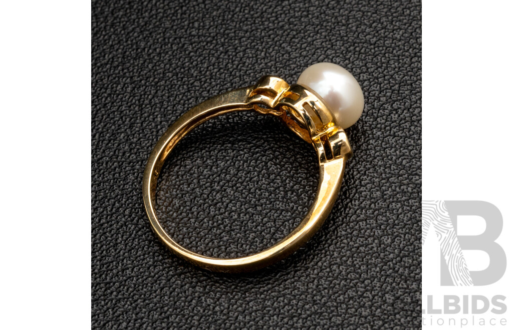BRAND NEW - 9ct Yellow Gold Cultured Pearl & Diamond Ring, TDW0.03ct, Size O, 2.36 Grams