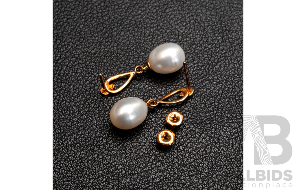 BRAND NEW - 9ct Rose Gold White Cultured Pearl Drop Stud Earrings, 25mm, 2.61 Grams