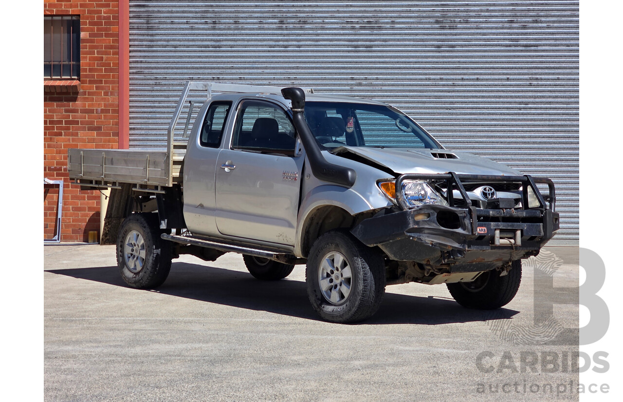 4/2007 Toyota Hilux SR5 (4x4) KUN26R 07 UPGRADE Dual Cab P/Up Silver Turbo Diesel 3.0L - WOVR N/A