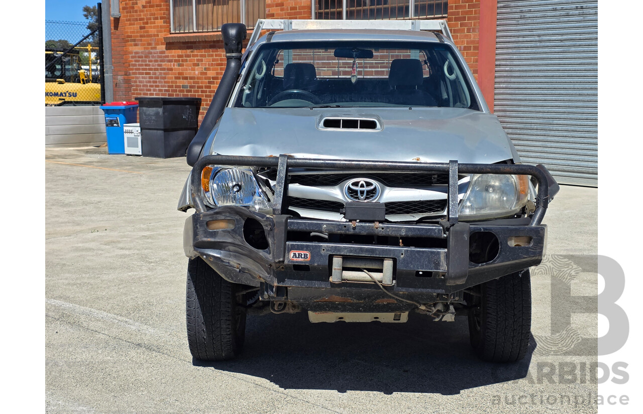 4/2007 Toyota Hilux SR5 (4x4) KUN26R 07 UPGRADE Dual Cab P/Up Silver Turbo Diesel 3.0L - WOVR N/A