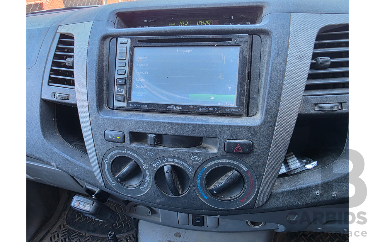 4/2007 Toyota Hilux SR5 (4x4) KUN26R 07 UPGRADE Dual Cab P/Up Silver Turbo Diesel 3.0L - WOVR N/A