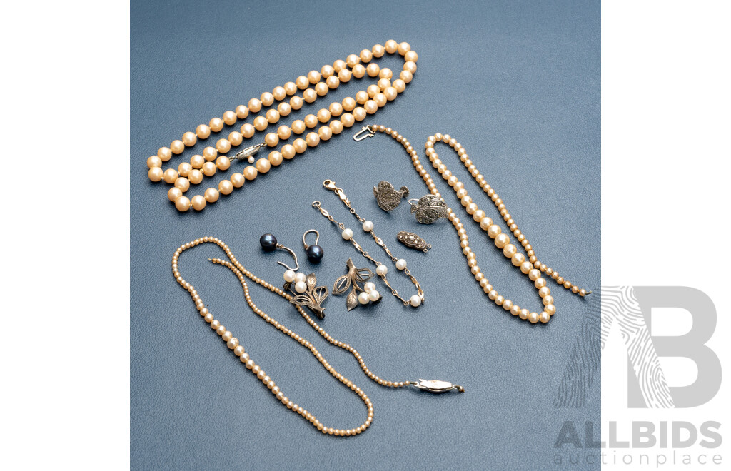 Collection of Vintage Cultured and Glass Pearl Jewellery with Sterling Silver