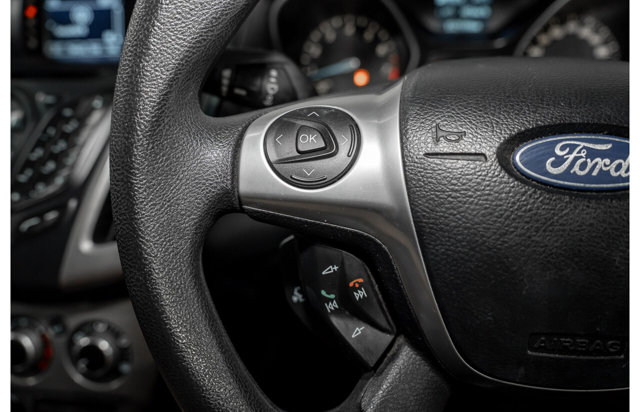 8/2012 Ford Focus Trend LW 4d Sedan Lunar Sky Metallic 2.0L