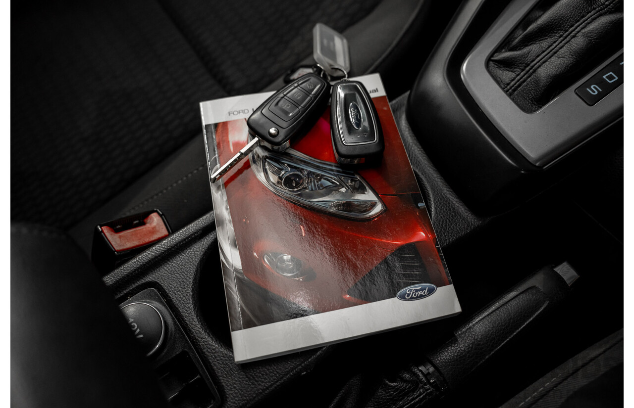 8/2012 Ford Focus Trend LW 4d Sedan Lunar Sky Metallic 2.0L