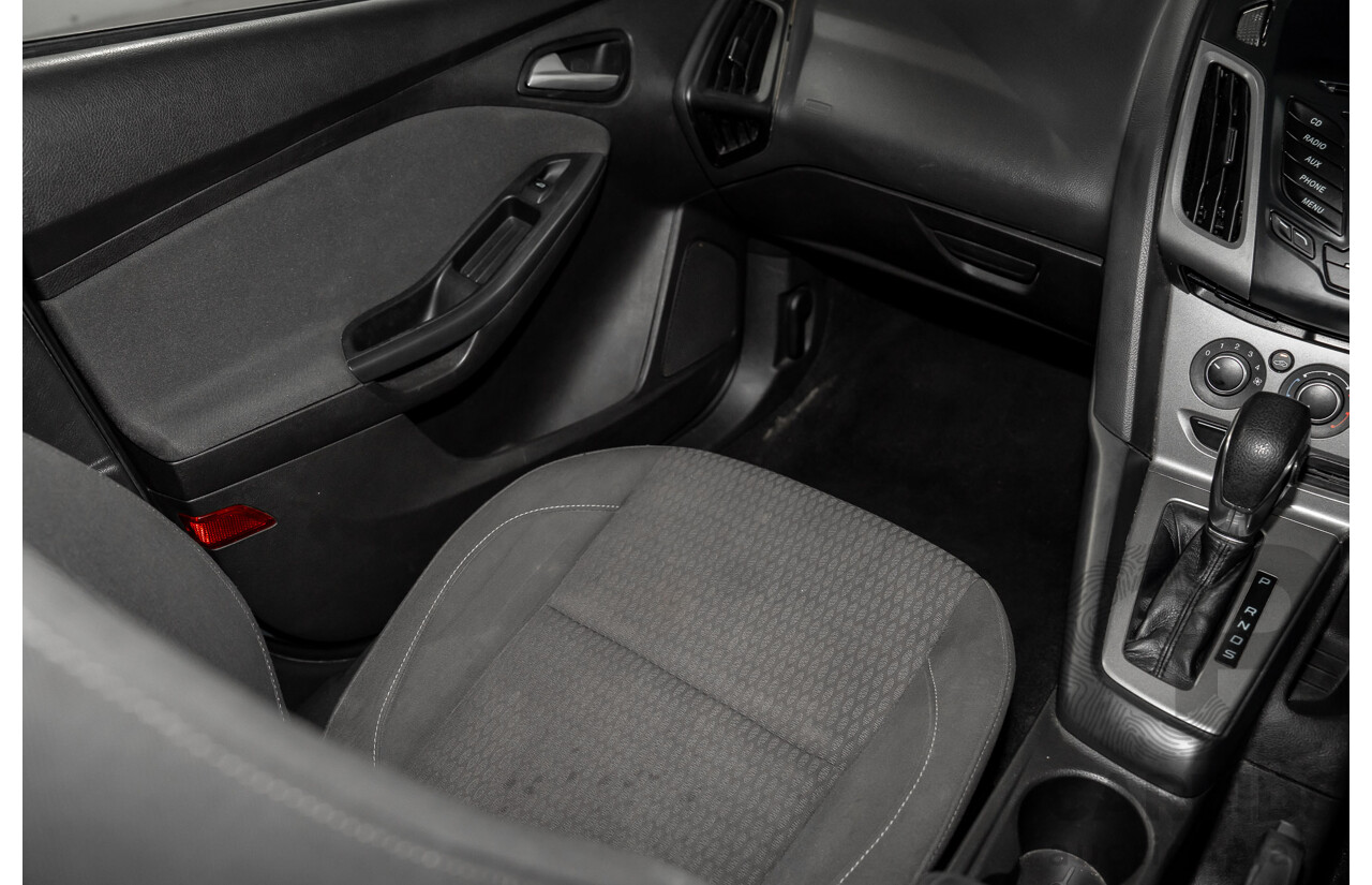 8/2012 Ford Focus Trend LW 4d Sedan Lunar Sky Metallic 2.0L