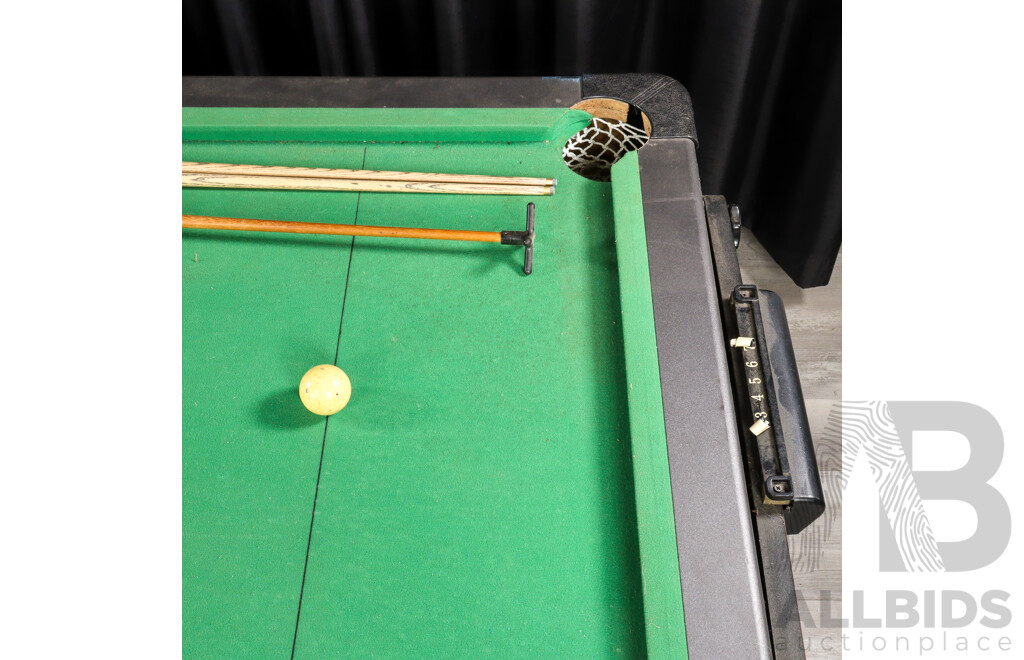 Small Arcade Reversable Pool/Air Hockey Table