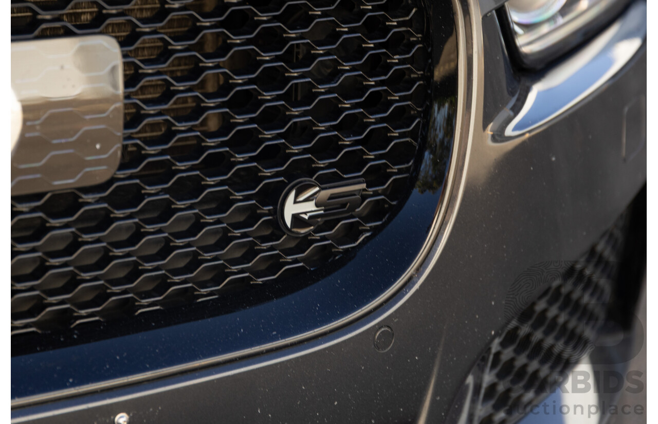 03/2018 Jaguar XE S 35t (280kW RWD) MY18 4d Sedan Carpathian Grey Metallic Supercharged V6 3.0L