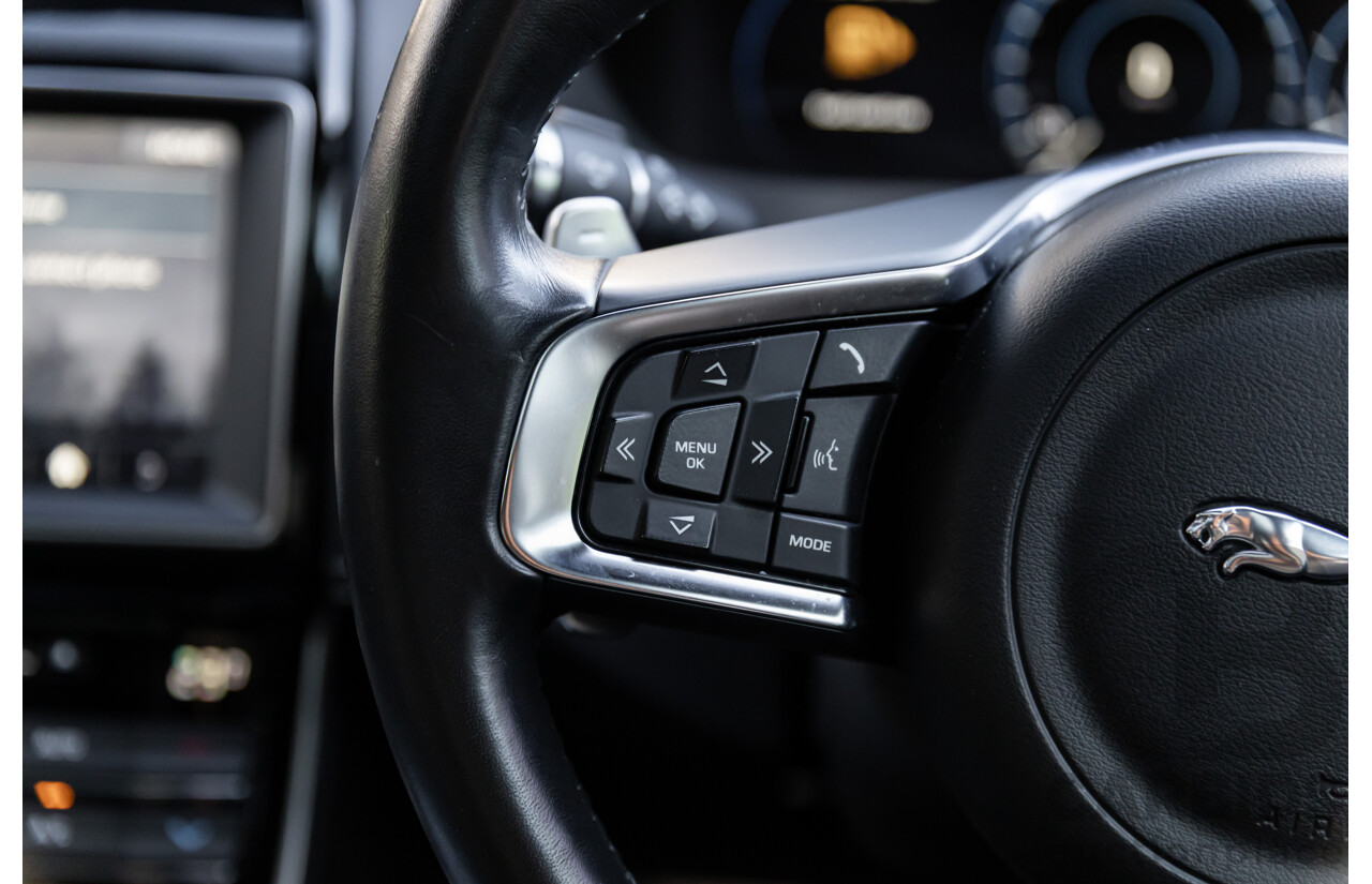 03/2018 Jaguar XE S 35t (280kW RWD) MY18 4d Sedan Carpathian Grey Metallic Supercharged V6 3.0L