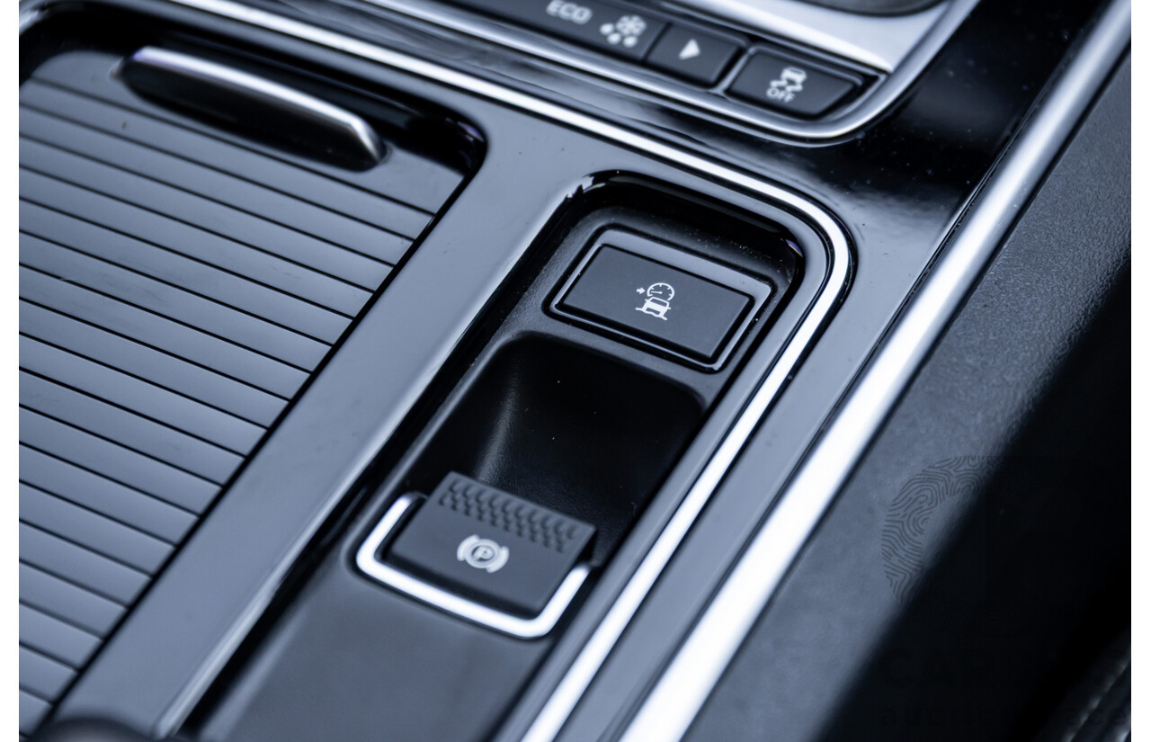 03/2018 Jaguar XE S 35t (280kW RWD) MY18 4d Sedan Carpathian Grey Metallic Supercharged V6 3.0L