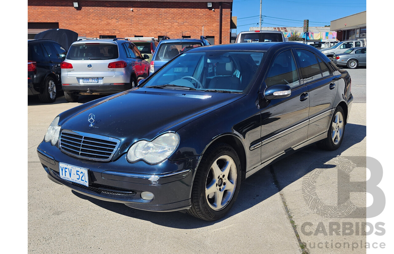 7/2002 Mercedes-Benz C240 Avantgarde W203 4d Sedan Green 2.6L