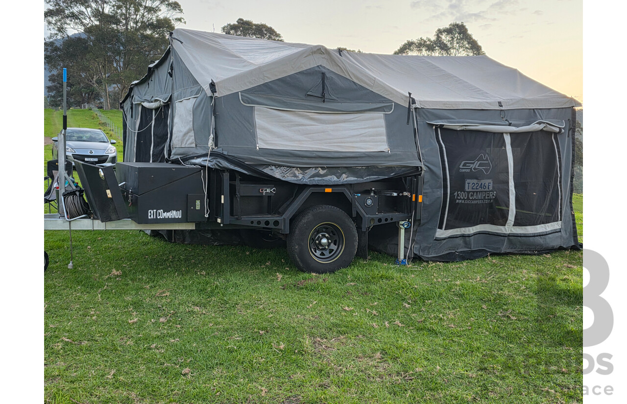 10/2016 GIC Black Series Extreme Commando Camping Trailer w/ 2x Annex and Boat Rack